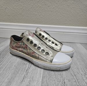 SOLD! Ed Hardy Vintage shoes
